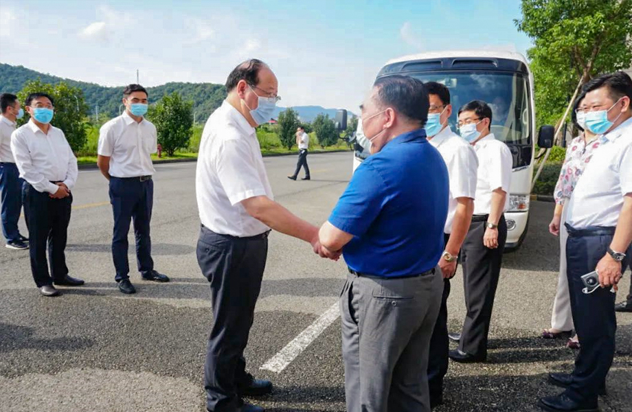 戴維醫(yī)療_省委常委、市委書記彭佳學(xué)象山調(diào)研蒞臨戴維醫(yī)療：專注主業(yè)，精準(zhǔn)聚焦